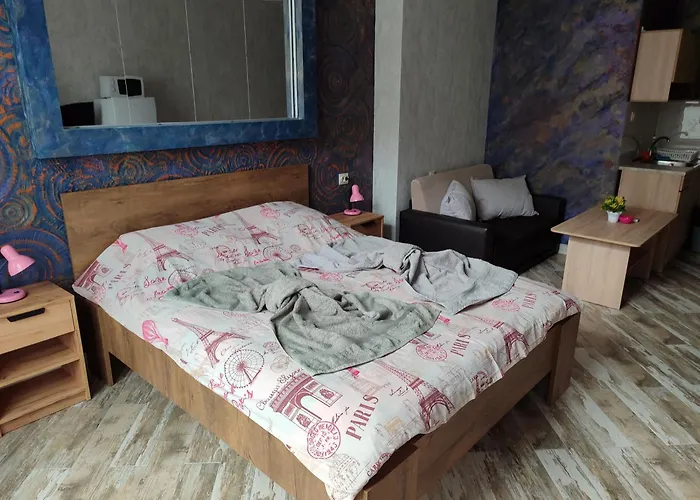 арт 3 Апартаменты *